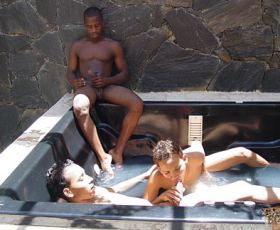 Threesome in the pool with black gay dudes