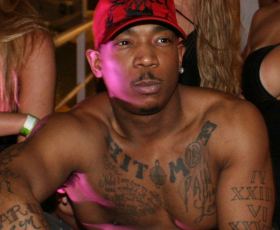 Topless rapstar Ja Rule With Lot Of Tattoos